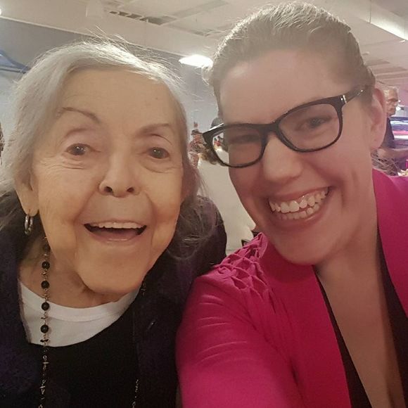 Meet your Posher, Kate - Picture 1 of 1